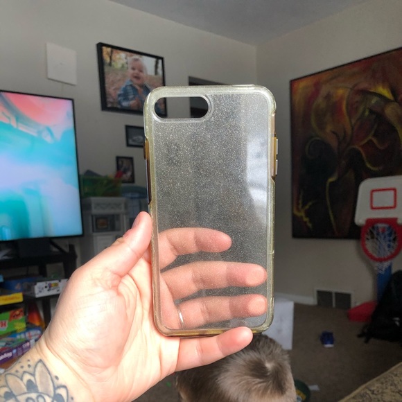 iPhone 8plus case - Picture 2 of 4